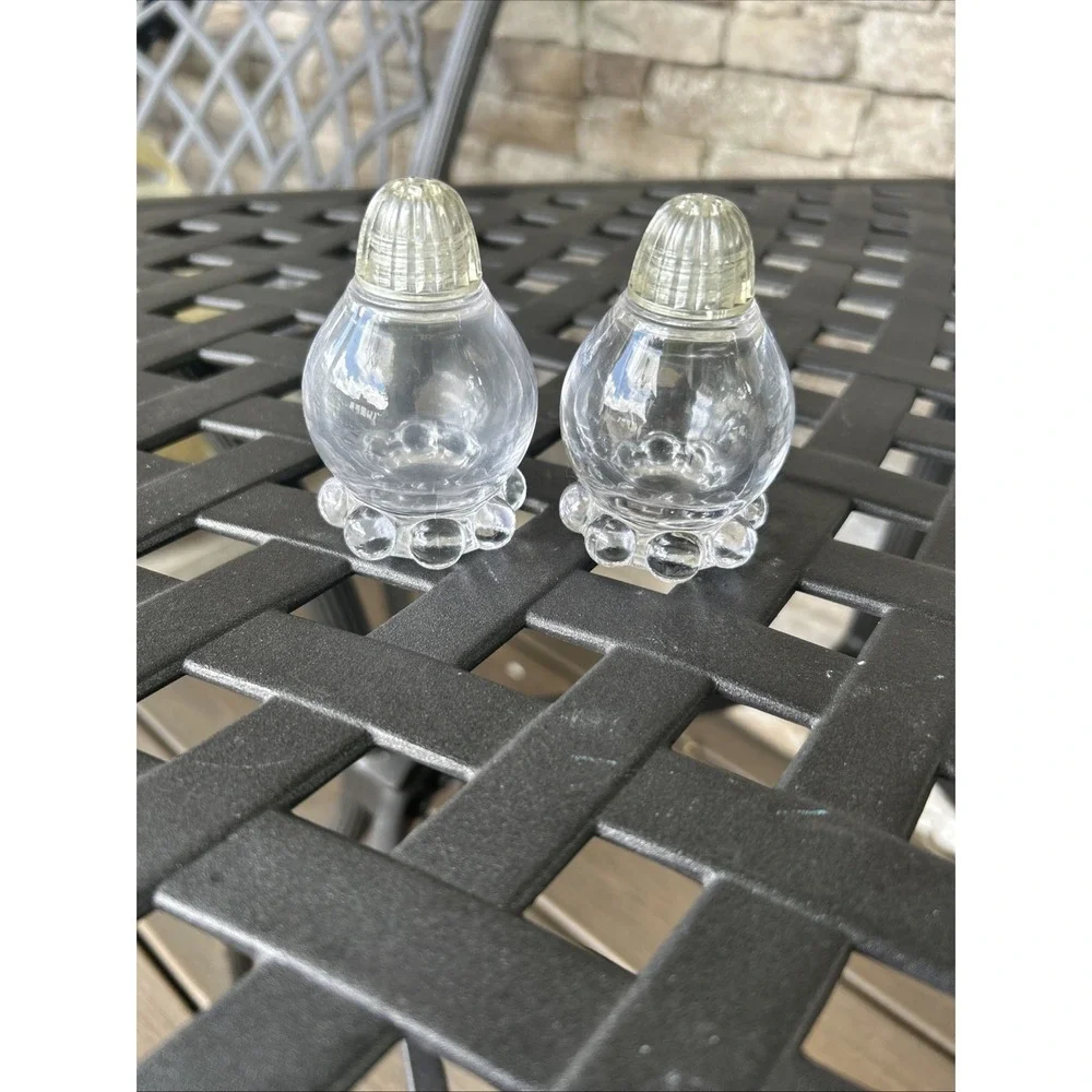 Pair‎ Imperial Boogie Ball Clear Glass Salt Pepper Shakers For Table